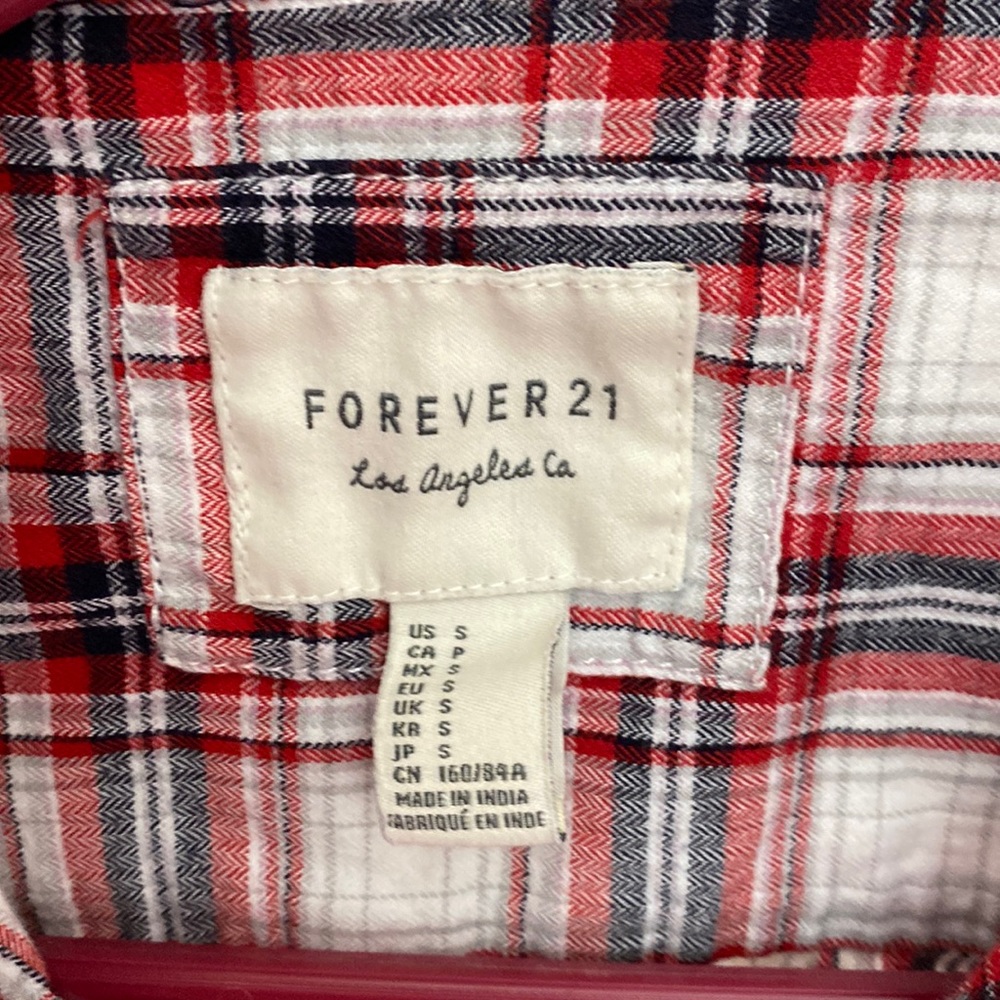 FOREVER 21 western snap flannel.  Size small.